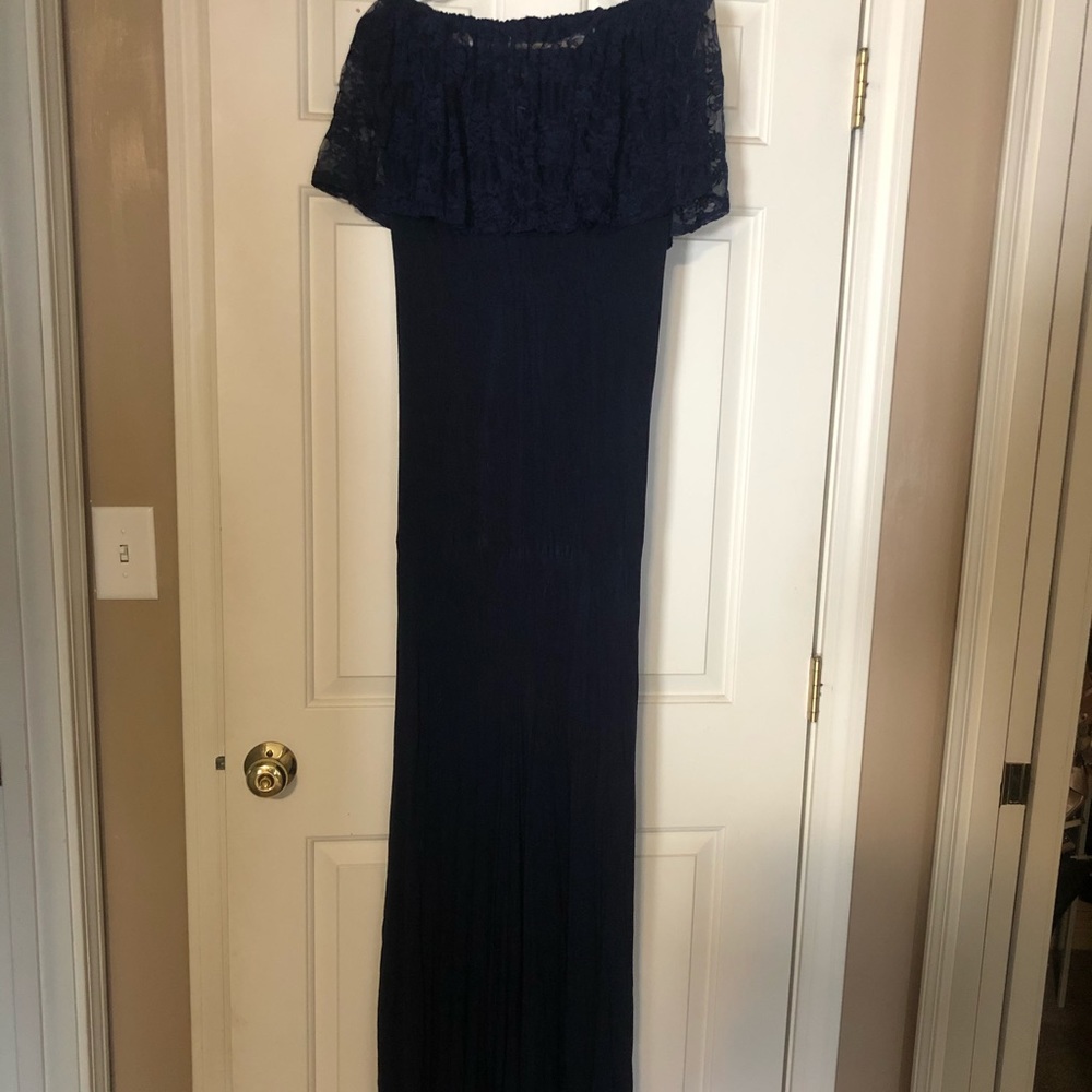 Navy maternity gown.